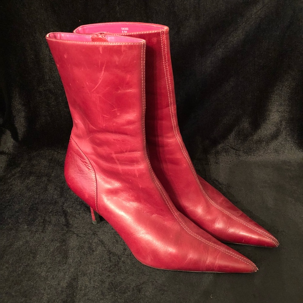 Steve Madden Berry Pink Pointy Toe Booties, Sz 6.5